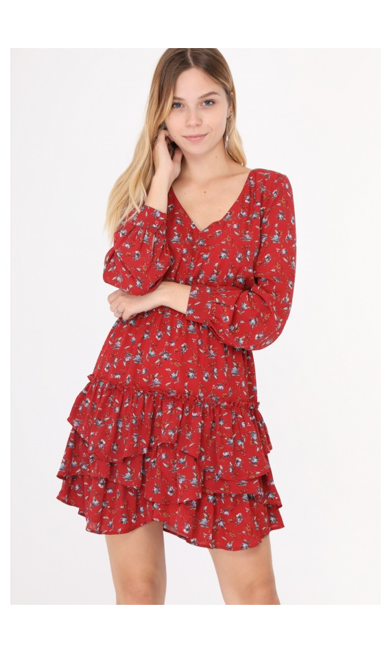 Long-sleeved floral dress with ruffles